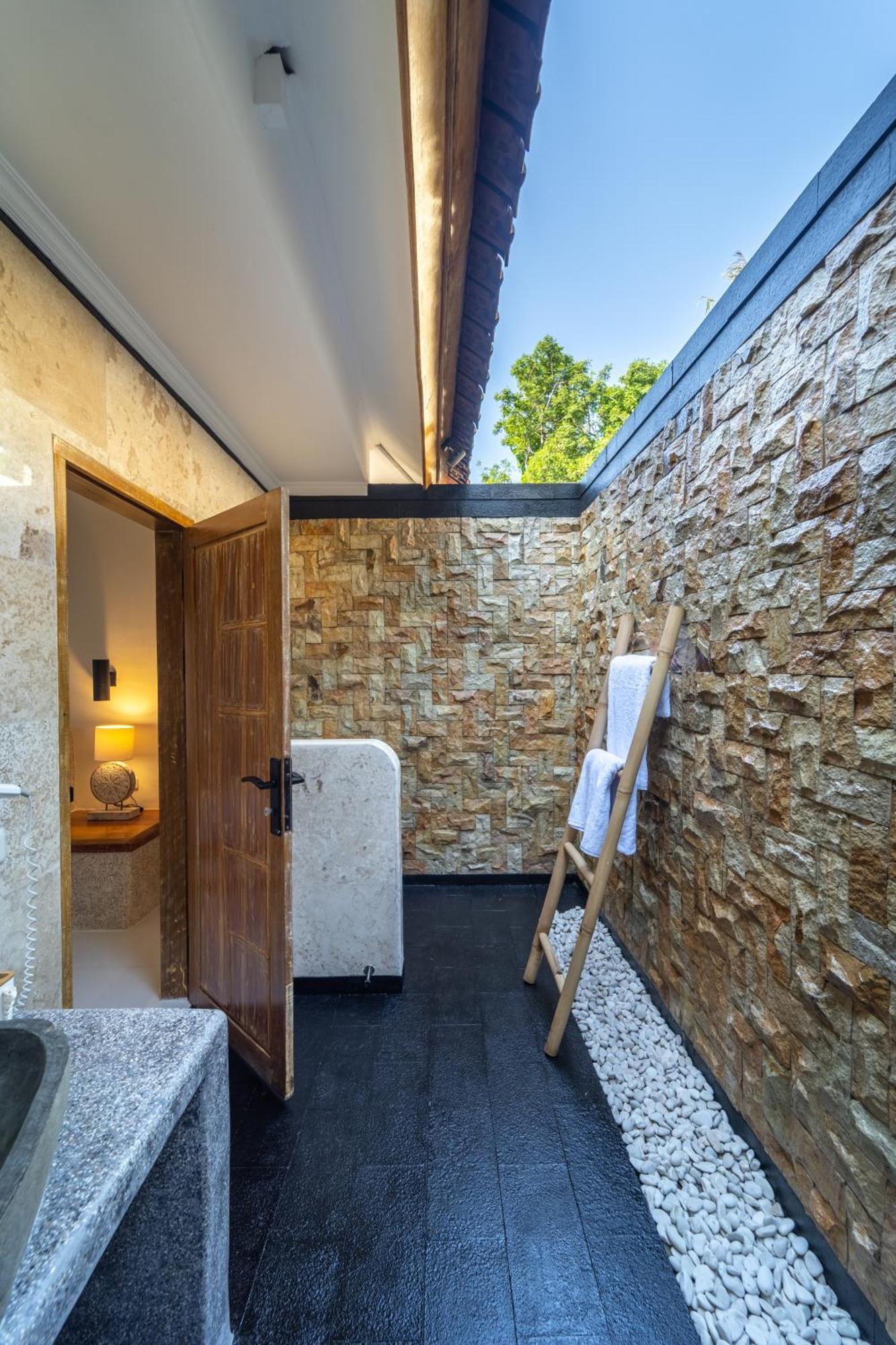 Tanis Village - Luxury Villas Гили-Эйр Экстерьер фото